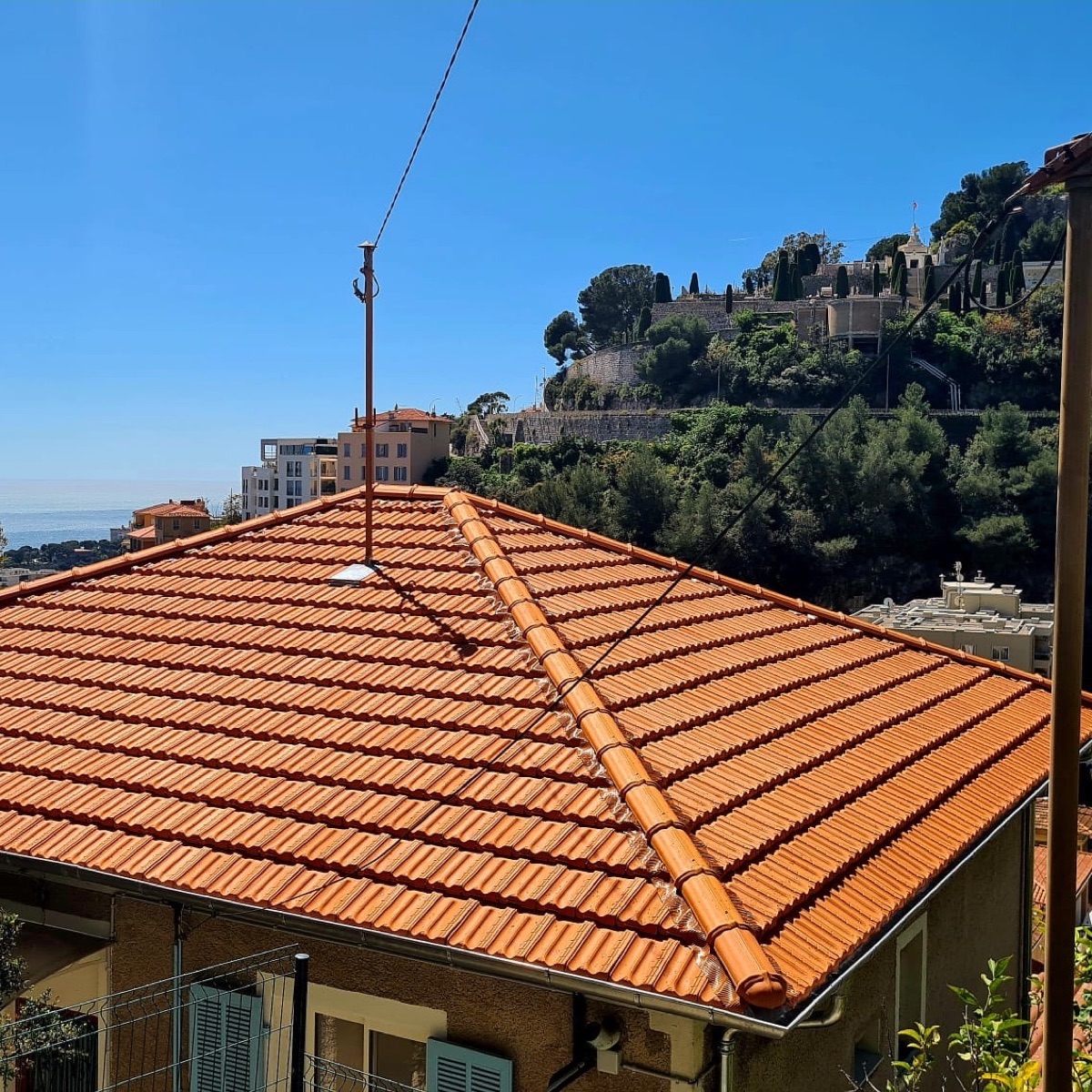 Villa Cap d'Antibes — couverture neuve